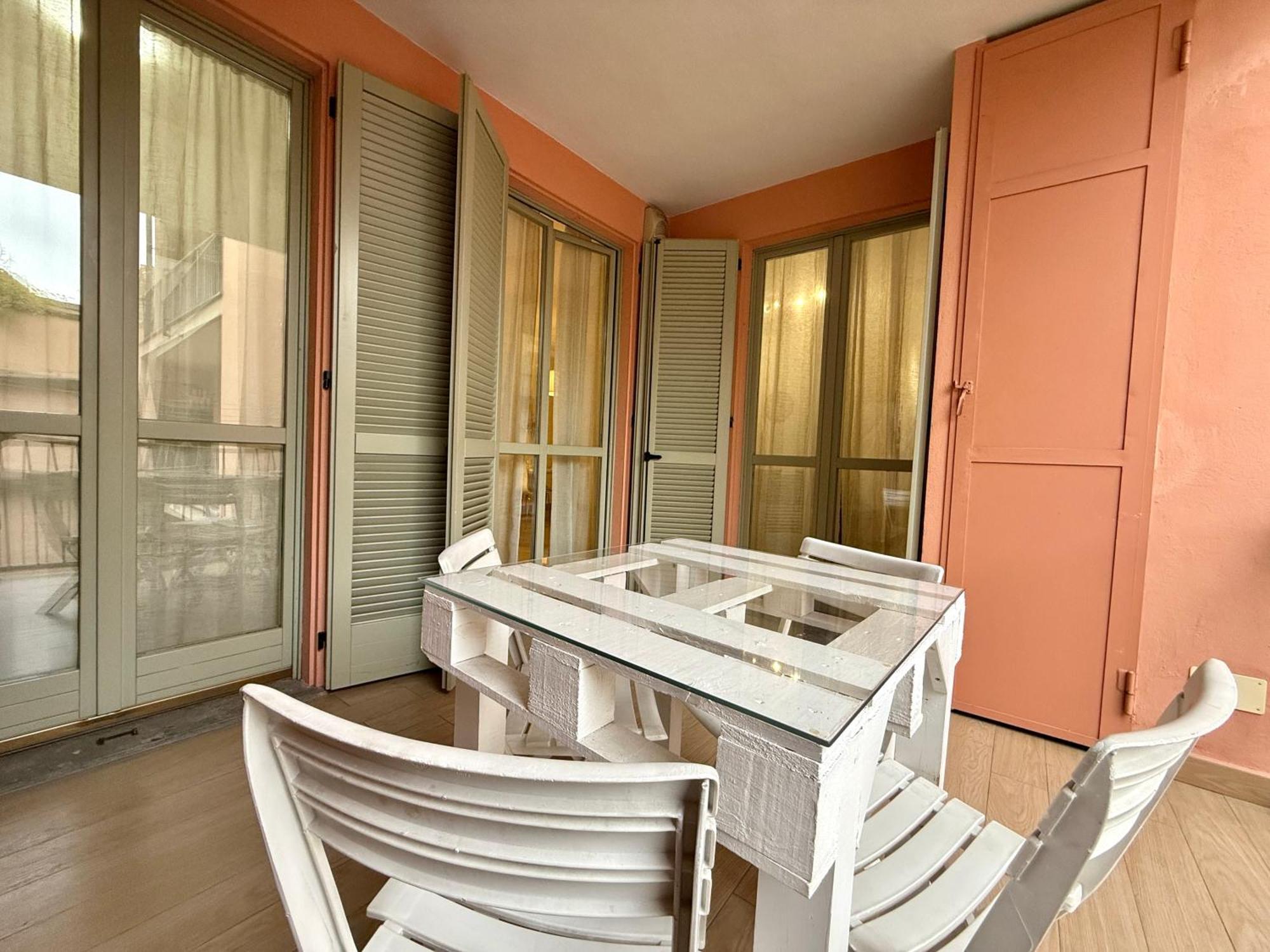 Comecasa Modern Apartment In Historical Centre Asti Exterior foto